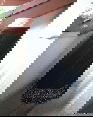 FUSTA  DEOSEBITA COMBINATIE IN SI BUMBAC,CU BRODERIE LATA MARIME L