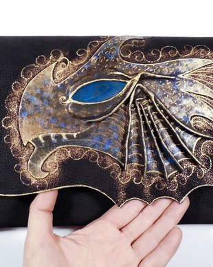 Poseta plic handmade unicat din piele naturala -Blue Eye Dragon