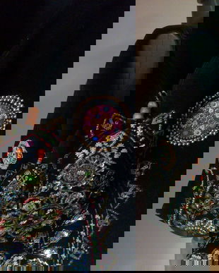 GEANTA PIELE BRODATA MANUAL