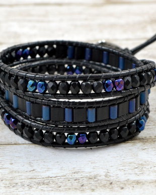 Bratara wrap cu snur de piele, cristale si hematit ''Djinn''