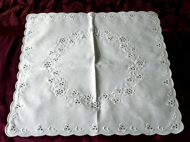 Broderie 1-148