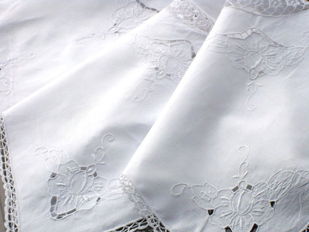 Broderie 1-171