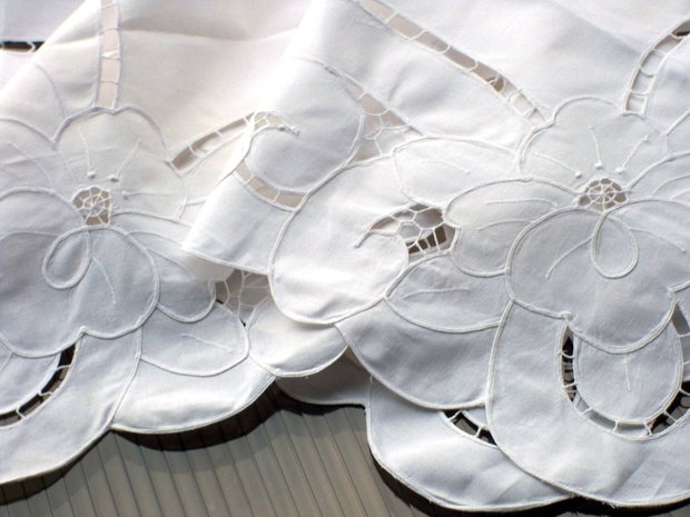 Broderie 1-174