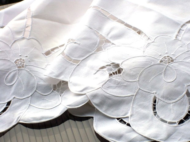 Broderie 1-174