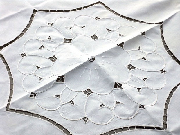 Broderie 1-174