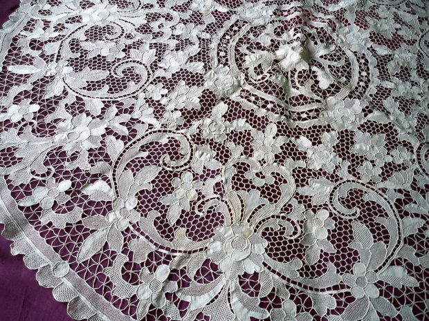 Dantela 260