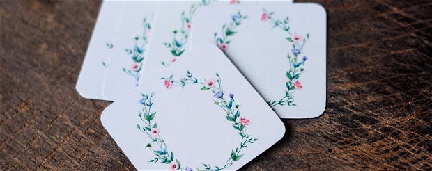 Set 30 buc cartonase pentru martisoare cu model floral