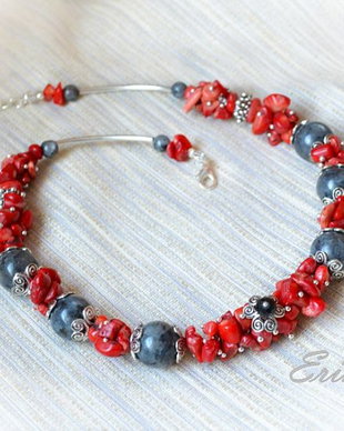 Colier labradorit cu coral