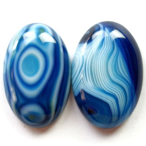 Cabochon agate onyx