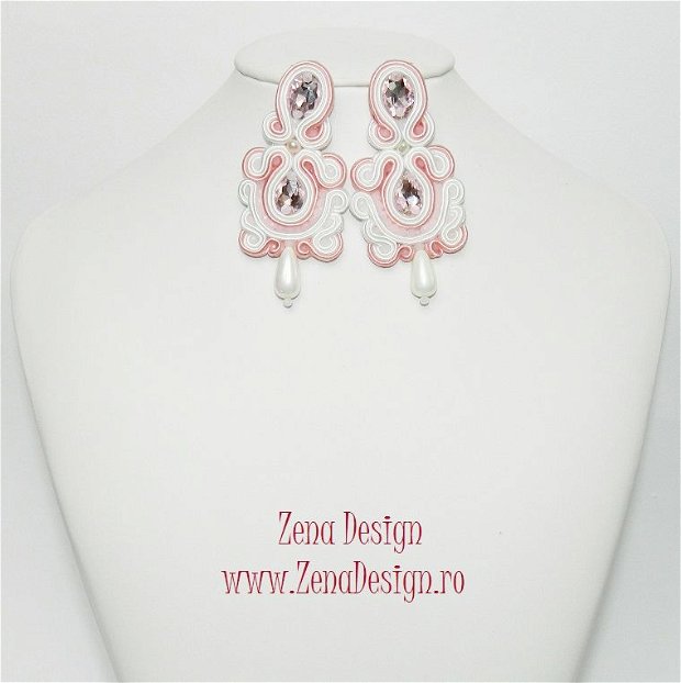 Cercei roz cu cristale   cercei cu perle, cercei statement, cercei haute couture, cercei unicat roz cu alb