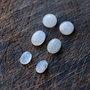 Set 3 perechi  - moonstone rotunde/ ovale  - albastru si rainbow - 8 x 6 mm / 8 mm / 9 x 6 mm - MBPO