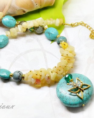 Colier Blue &yellow