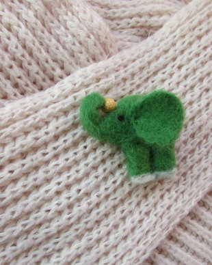 Brosa/ornament `Elefant`