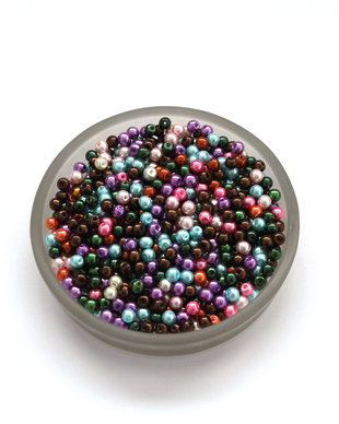 Perle mici sticla - 4 mm