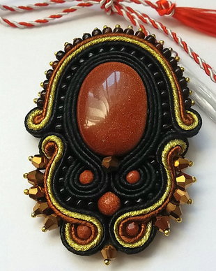 Brosa-martisor soutache-piatra soarelui