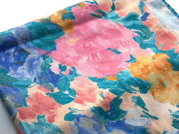Material textil cu imprimeuri 6