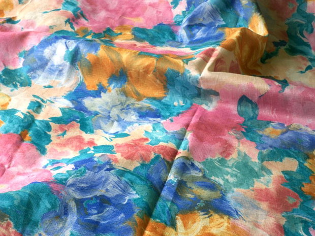 Material textil cu imprimeuri 6