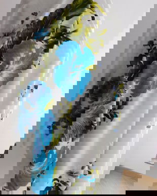 SAL SUPERB FOARTE MARE , NOU , RAFINAT , ELEGANT .