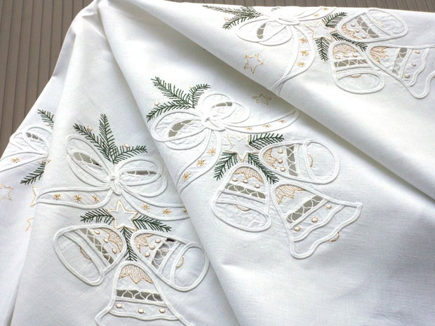 Broderie 1-193