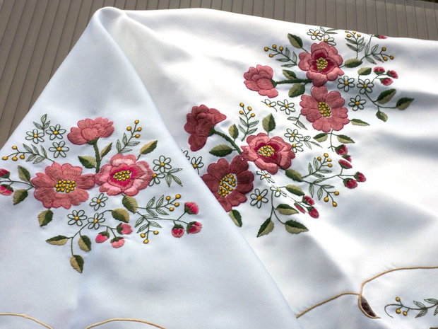 Broderie 1-198