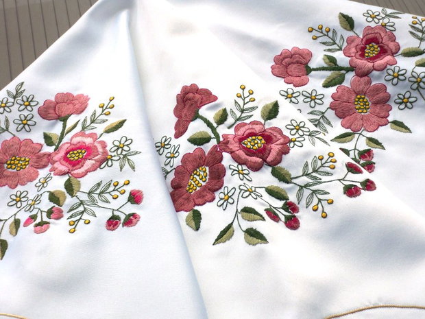 Broderie 1-198
