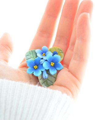 Flori de nu ma uita- brosa martisor