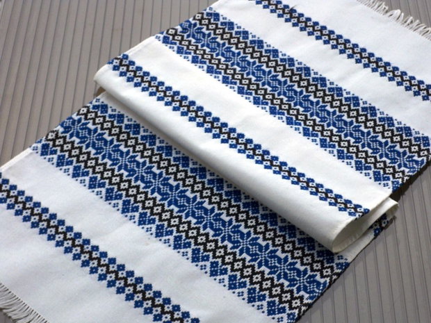 Broderie motive etno