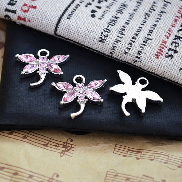 Charm libelula placat argint cu rhinestone roz 20x20mm SPLAK 117