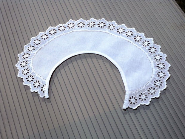 Broderie 1-213