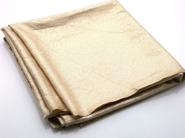 Material textil auriu