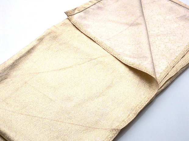 Material textil auriu