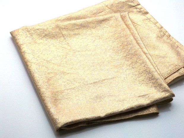 Material textil auriu