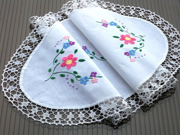 Broderie 1-229