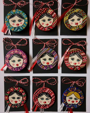 Brosa martisor cu fetite