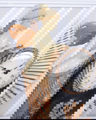 CEAS EMPIRE CU O FEMEIE