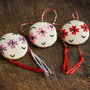 Set 3 martisoare cu broderie manuala pe panza taraneasca