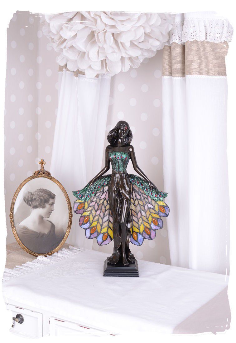LAMPA TIFFANY CU O FEMEIE CU O ROCHIE CU TRENA