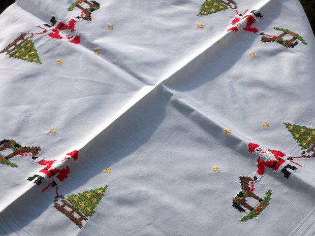 Broderie 1-235