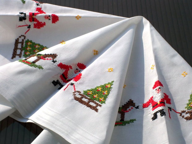 Broderie 1-235
