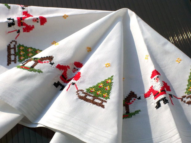 Broderie 1-235