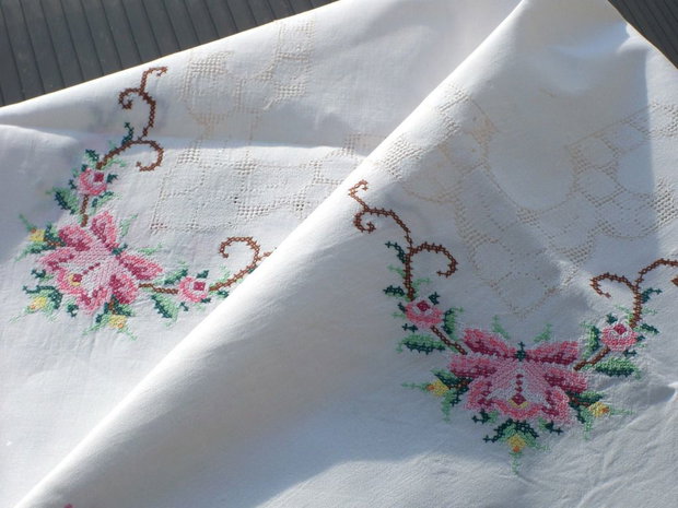 Broderie 1-238