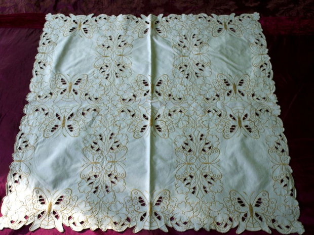 Broderie 1-241