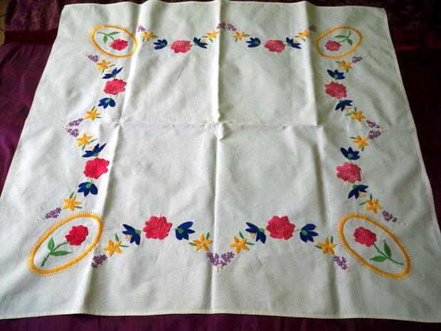 Broderie 1-245