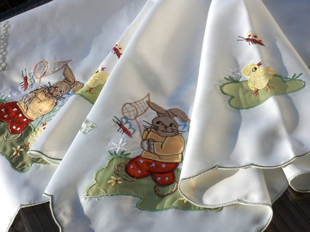 Broderie 1-247