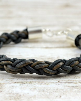 Bratara barbateasca cu snur de piele si zamac ''Twisted''
