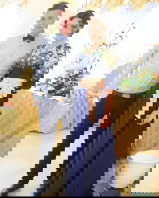 Vînd rochie de bală în stare foarte bună