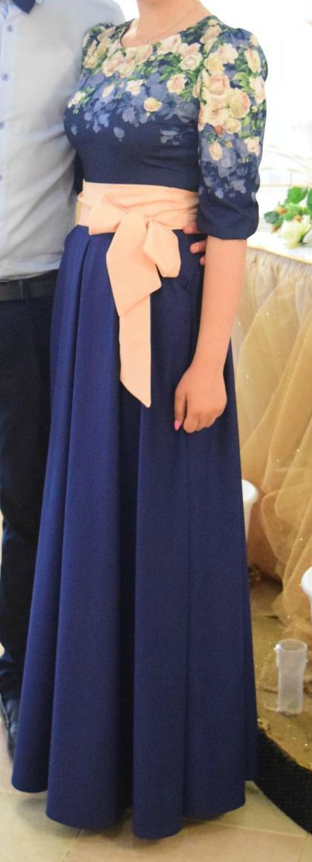 Vînd rochie de bală în stare foarte bună
