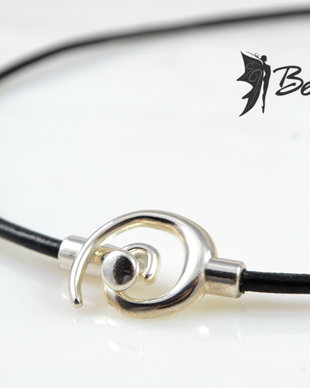 Colier unisex din snur de piele si elemente placate cu argint ''Spiral Out''