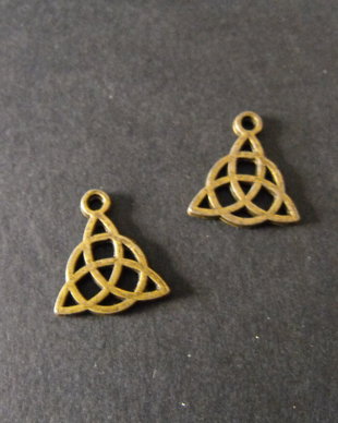 PANDANTIV BRONZ - 16 X 14 MM