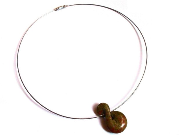 Pandantiv infinit din Unakit  PA332 - cadou romantic, colier unisex, pandantiv pietre semipretioase, colier barbati femei